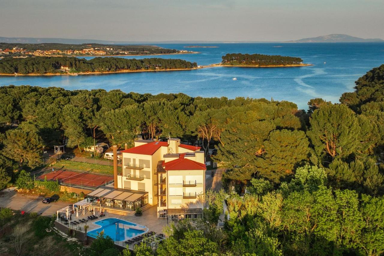 Premantura Resort - Hotel & Restaurant Εξωτερικό φωτογραφία